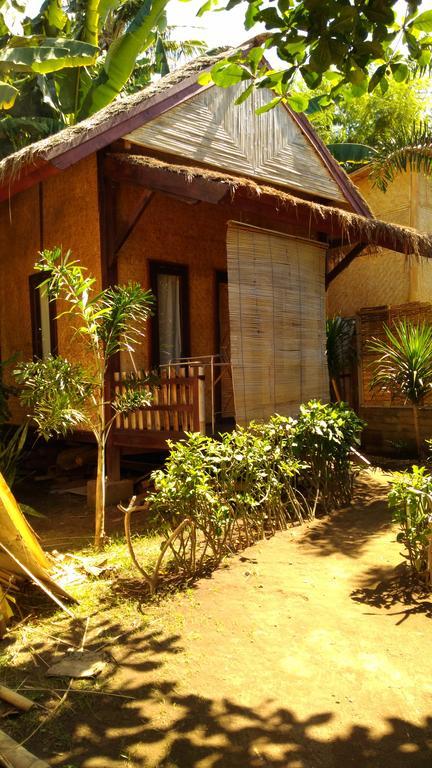 Lima Bintang Hotel Gili Trawangan Kültér fotó