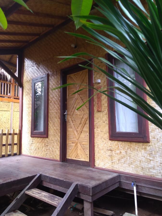 Lima Bintang Hotel Gili Trawangan Kültér fotó