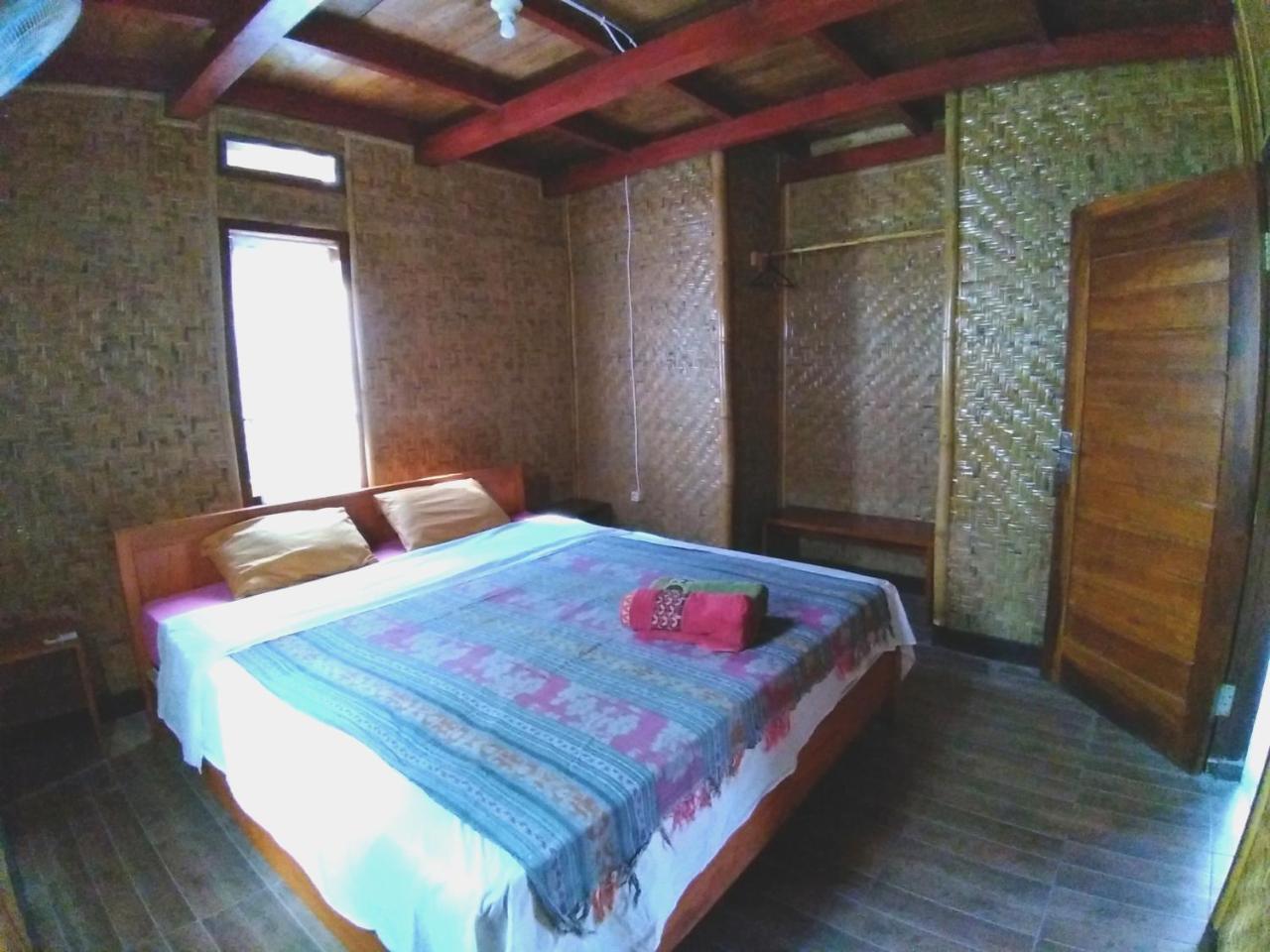 Lima Bintang Hotel Gili Trawangan Kültér fotó
